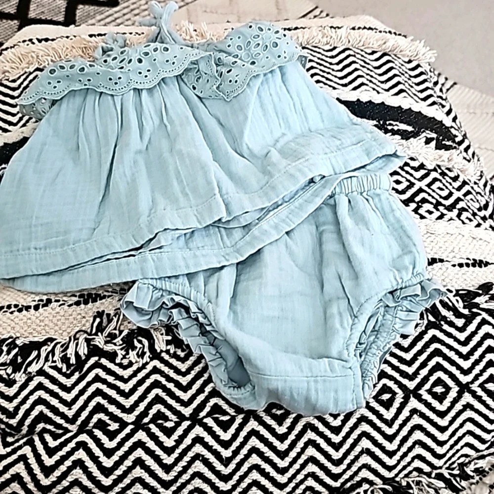 Baby 3-6 m gap bloomers & peasant top with eyelet details gauze fabric sage